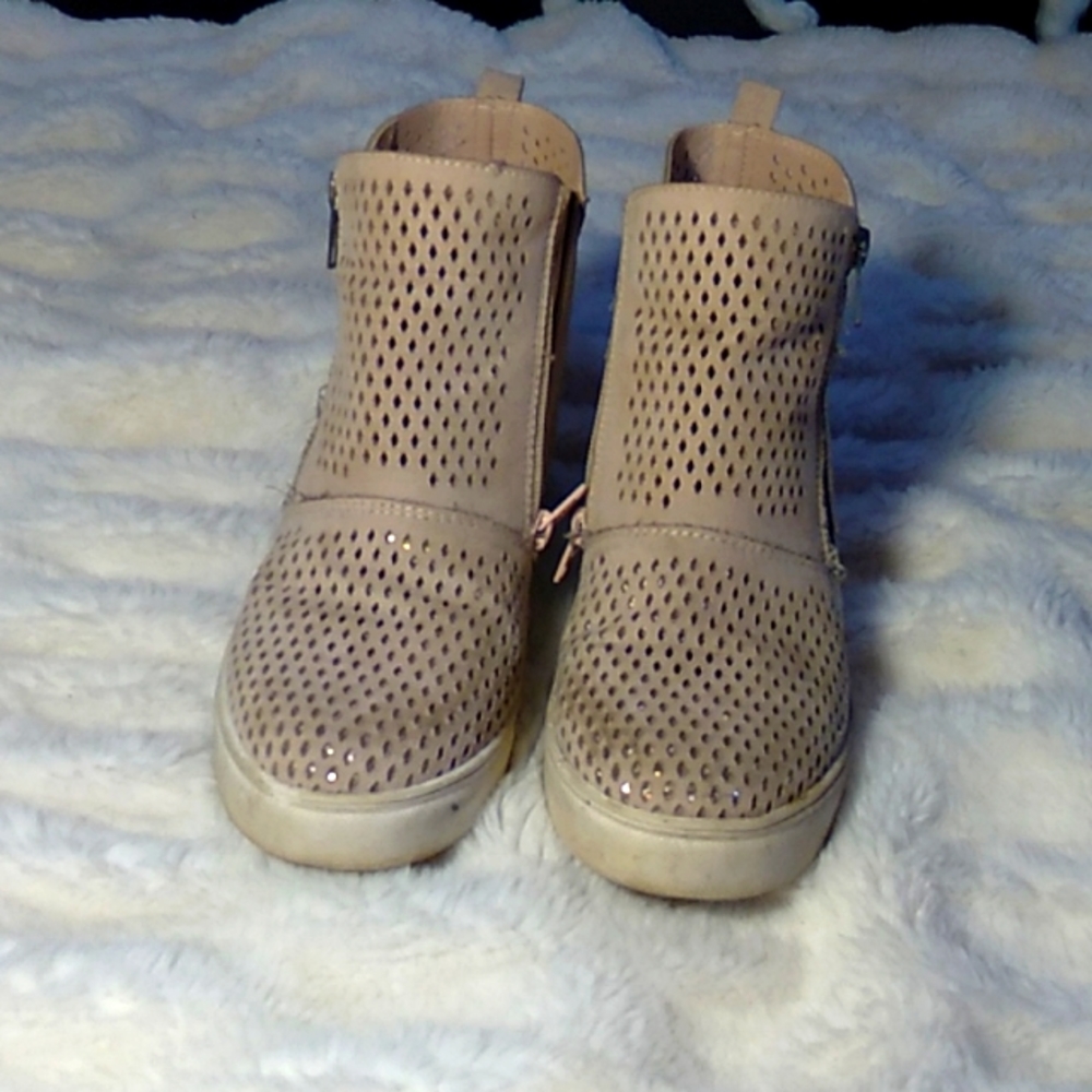 Pink Sparkly Shoes
